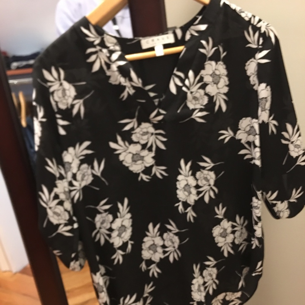 Chaus lightweight floral work blouse